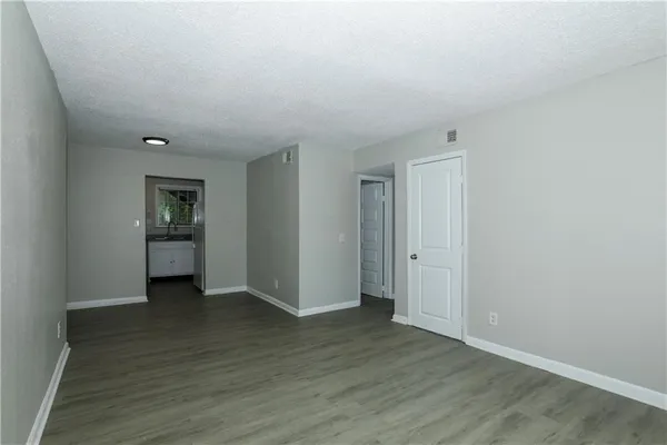 $1,100 | 2065 Alison Court Southwest, Unit 6, Atlanta, GA 30311