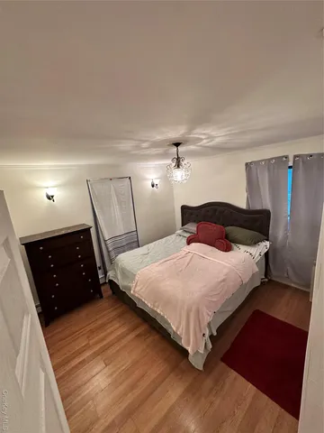 $4,300 | 14 Nagle Lane, Central Islip, NY 11722