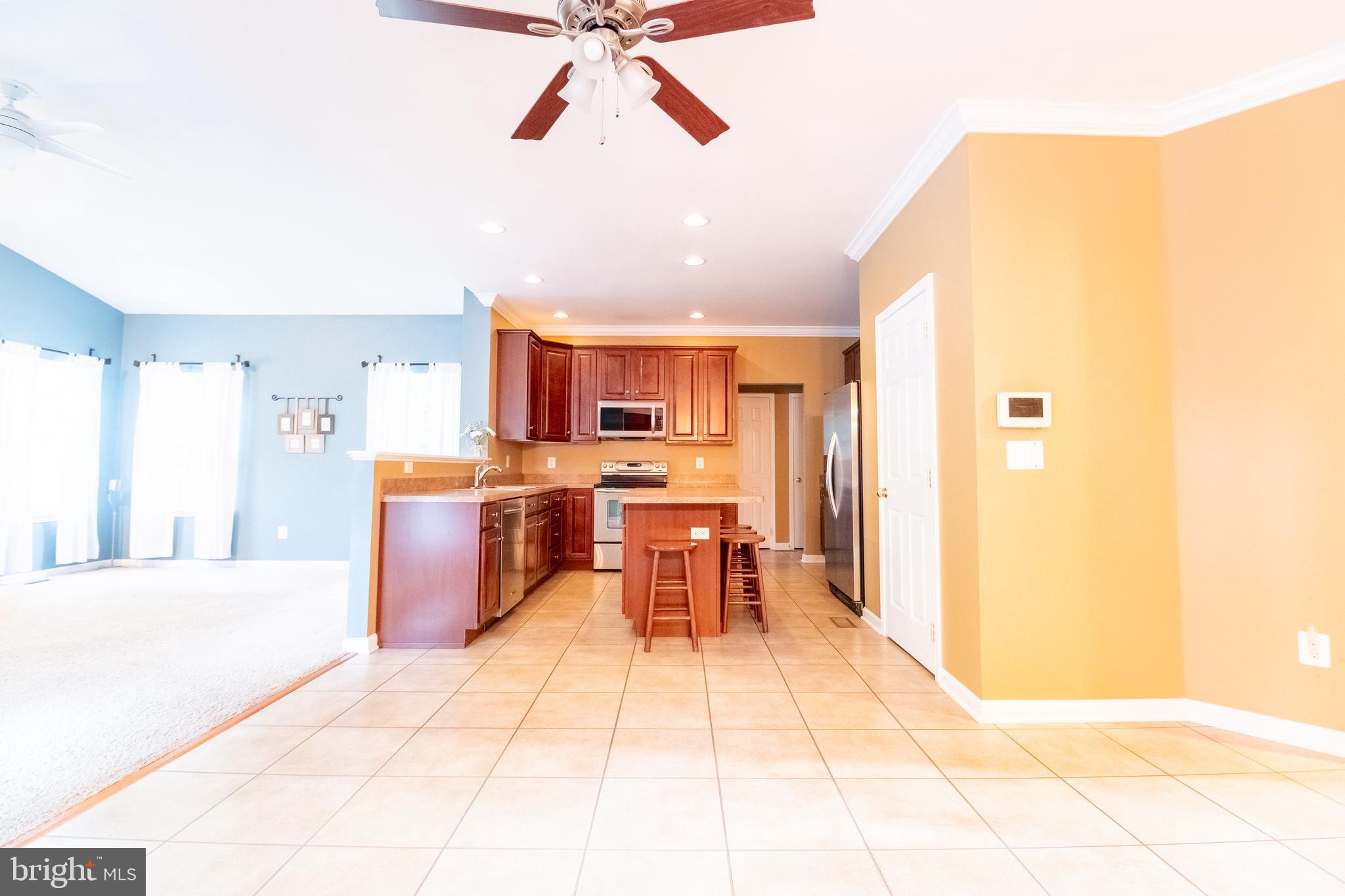 8118 Elizabeth Road Pasadena, MD 21122 - Photo 8 of 40