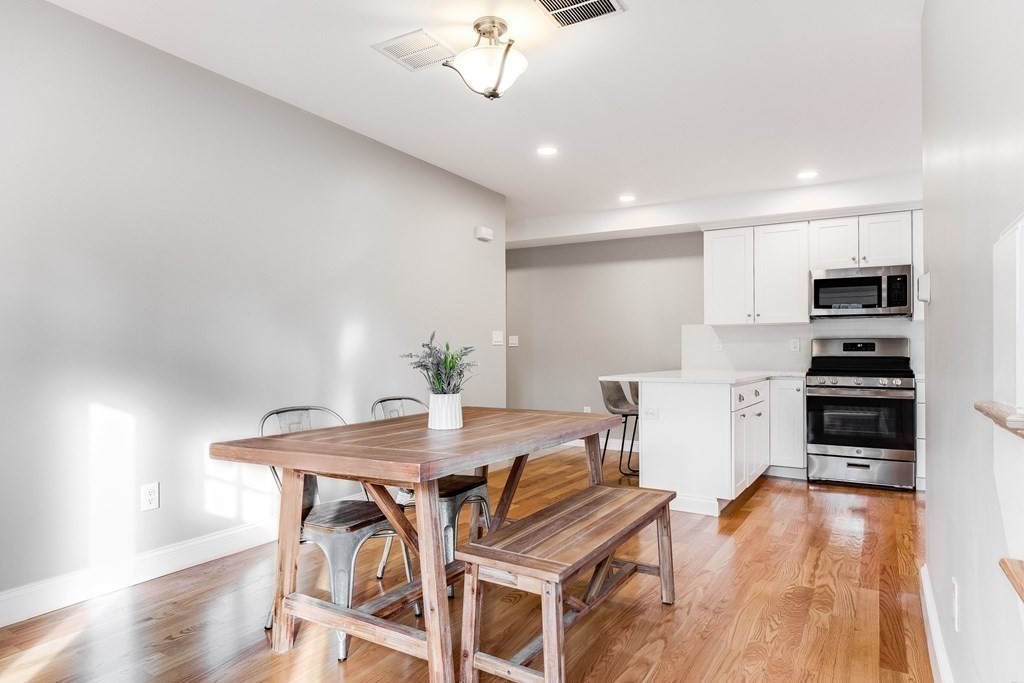 11 Burditt Road North Reading, MA 01864 - Photo 11 of 42 Gallery Image 11