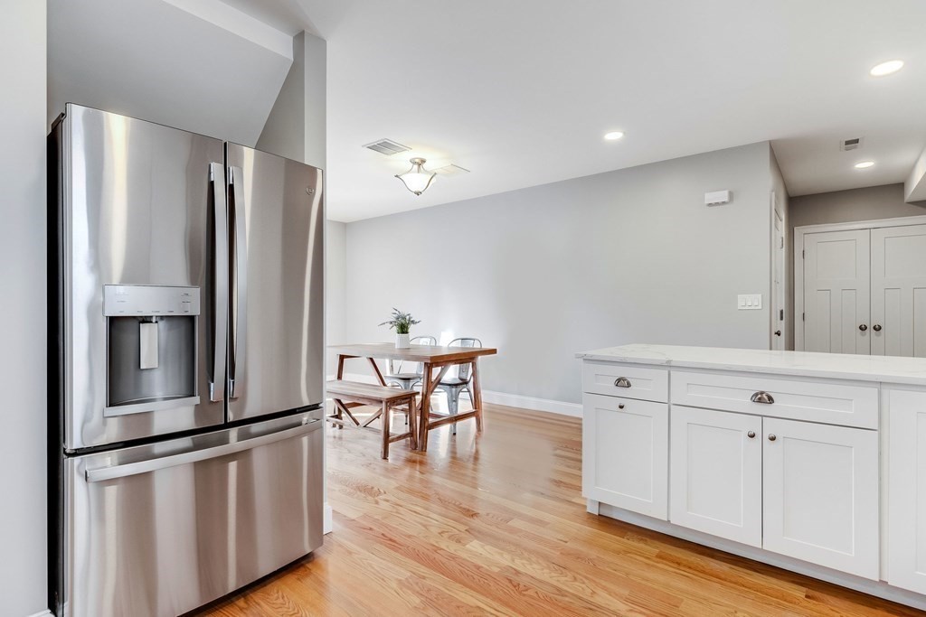 11 Burditt Road North Reading, MA 01864 - Photo 6 of 42 Gallery Image 6