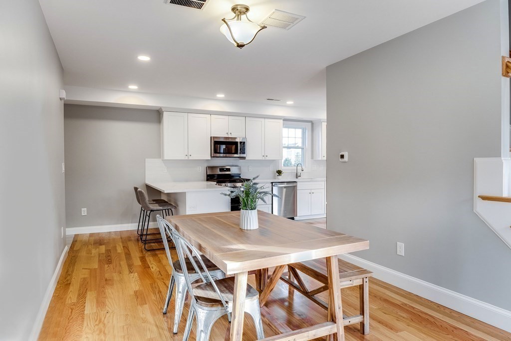 11 Burditt Road North Reading, MA 01864 - Photo 10 of 42 Gallery Image 10