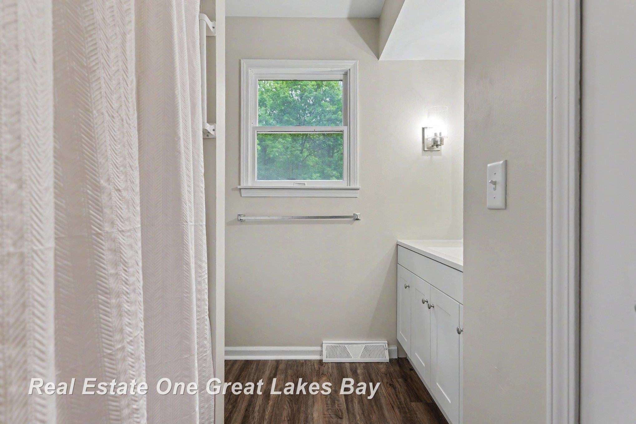 2289 South Brennan Road Hemlock, MI 48626 - Photo 16 of 37 Gallery Image 16