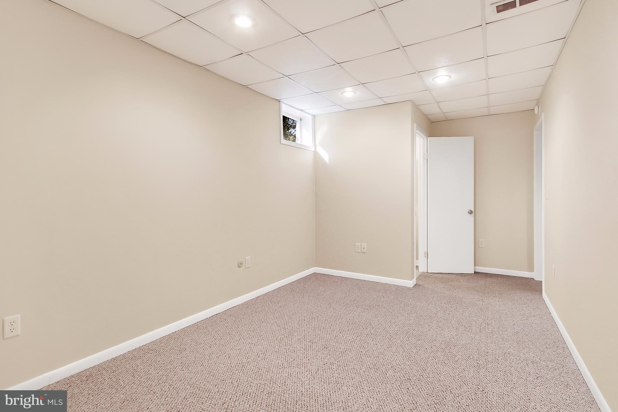 390 Greenleaf Road York, PA 17406 - Photo 17 of 23 Gallery Image 17