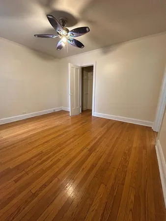 $2,300 | 6332 North Francisco Avenue, Unit 2, Chicago, IL 60659