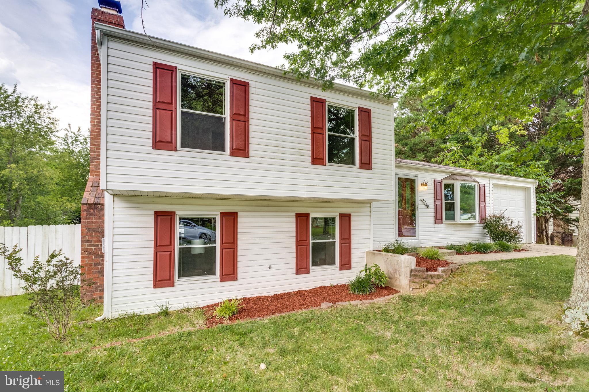 9010 Ridge Drive Fort Washington, MD 20744 - Photo 1 of 35 Front exterior