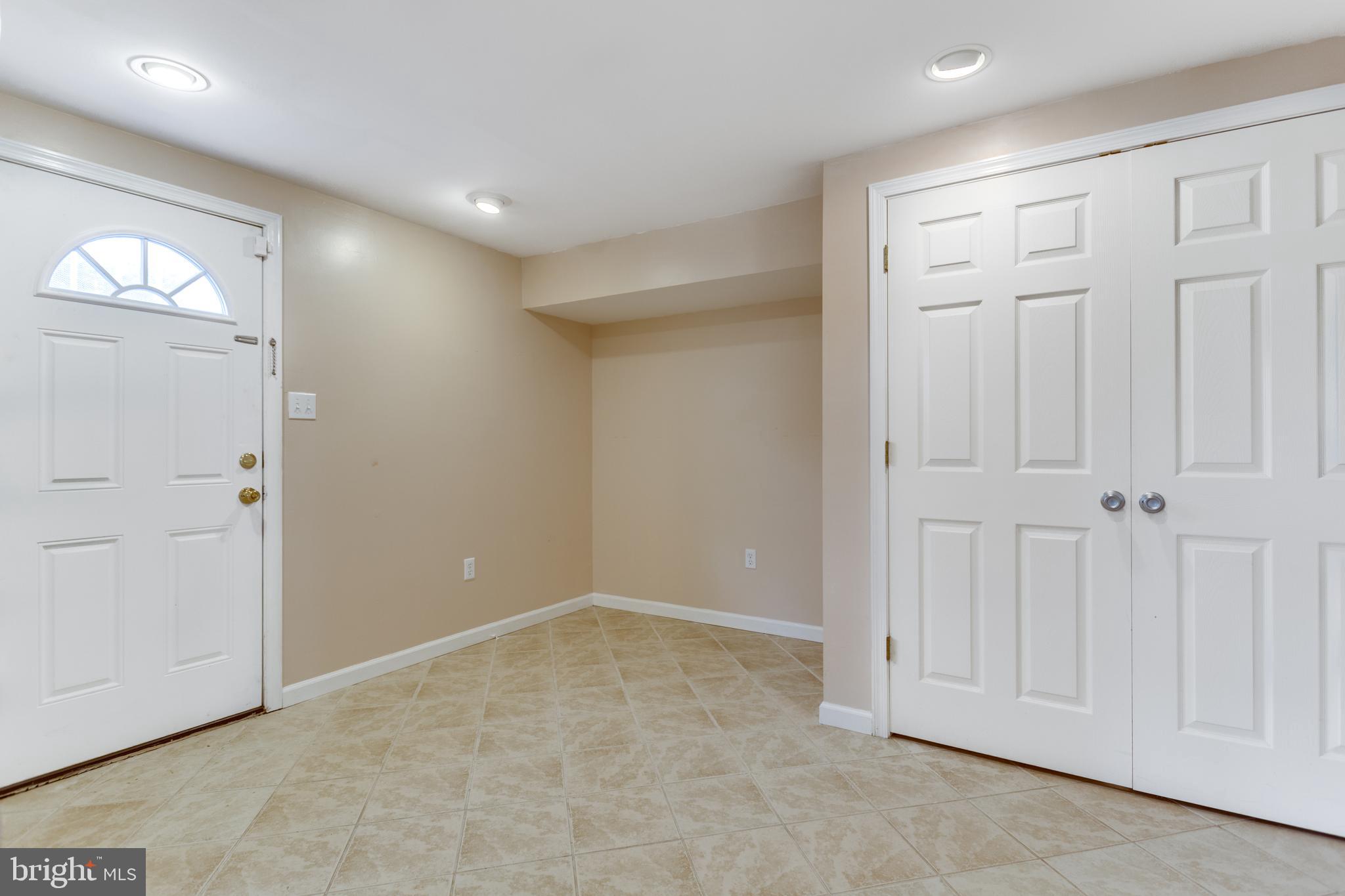9010 Ridge Drive Fort Washington, MD 20744 - Photo 18 of 35 Office area/4th bedroom