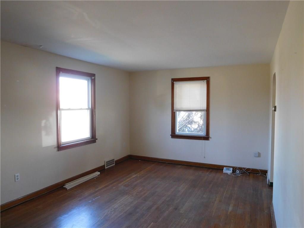 1101 Bechtel Street Monaca, PA 15061 - Photo 3 of 18 Gallery Image 3