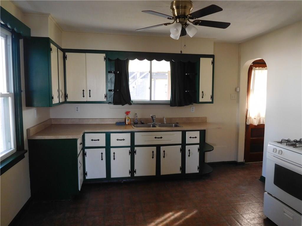 1101 Bechtel Street Monaca, PA 15061 - Photo 4 of 18 Gallery Image 4