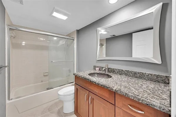 $249,900 | 6109 Balboa Circle, Unit 305, Boca Raton, FL 33433