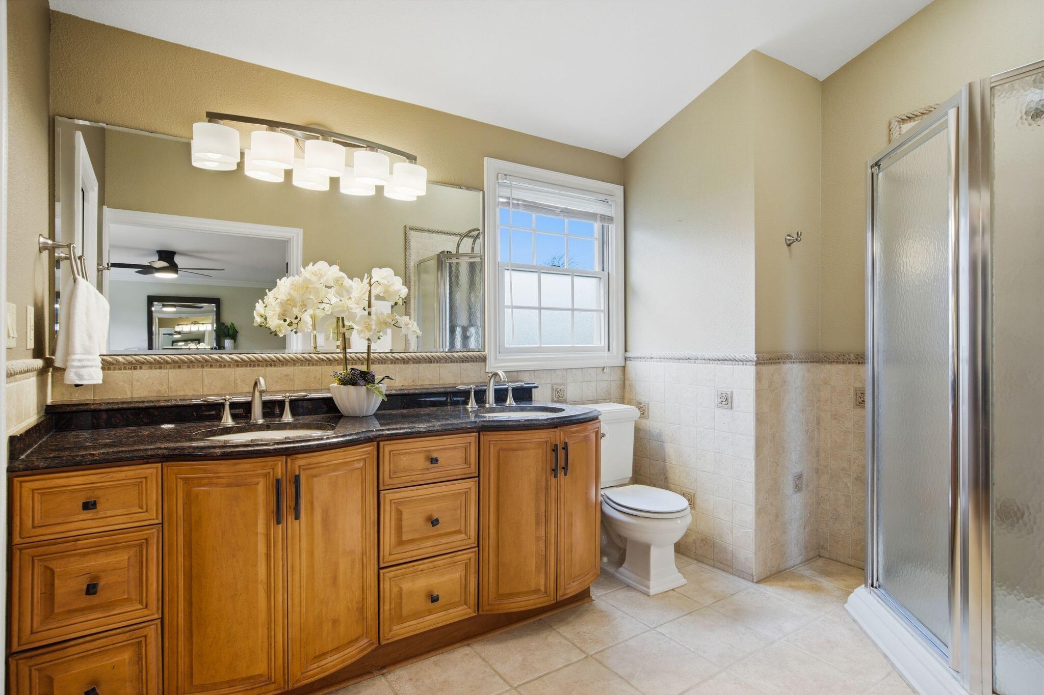 3941 South Brook Road Caledonia, WI 53126 - Photo 19 of 50 Primary En-Suite