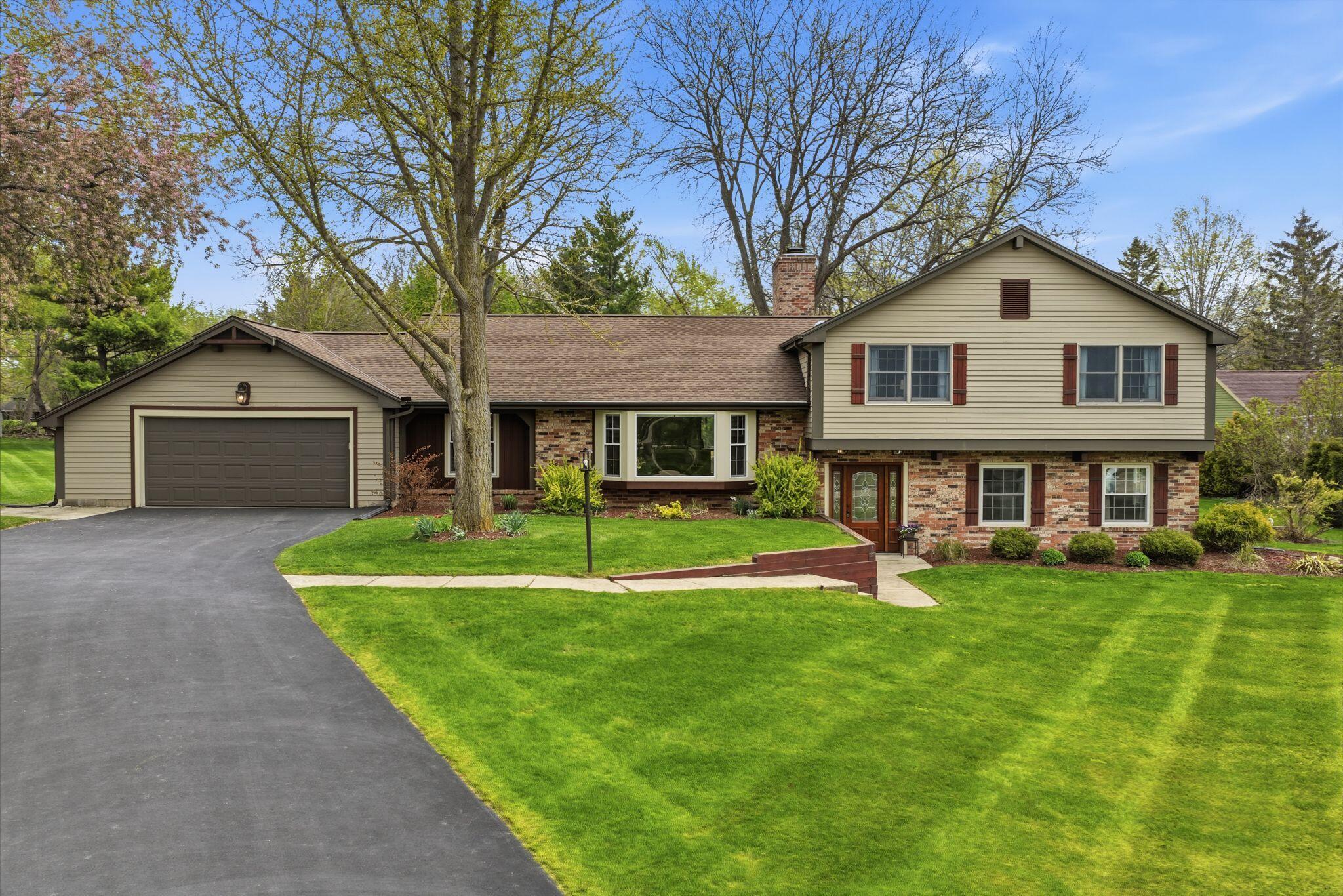 3941 South Brook Road Caledonia, WI 53126 - Photo 50 of 50 Front