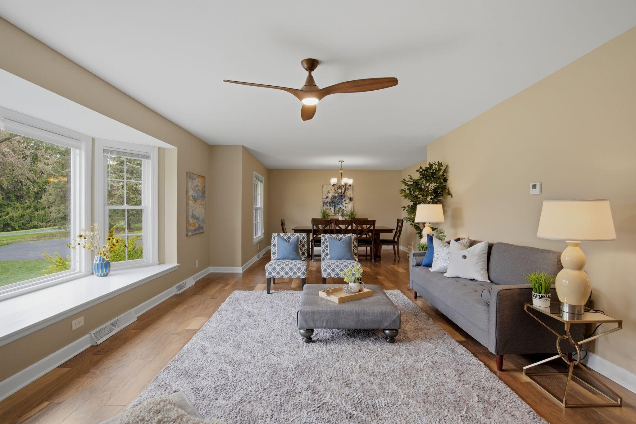 3941 South Brook Road Caledonia, WI 53126 - Photo 5 of 50 Living Room - Bay Window