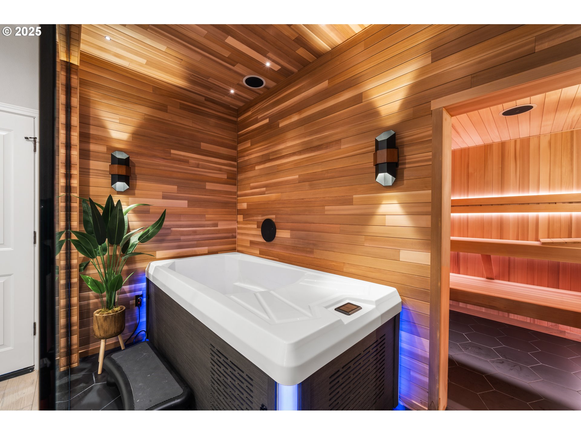 6055 Southeast 28th Street Gresham, OR 97080 - Photo 14 of 37