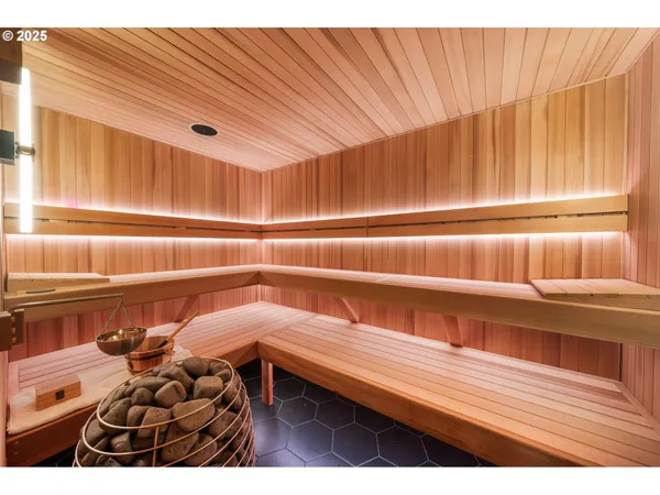 $789,900 | 6055 Southeast 28th Street, Gresham, OR 97080