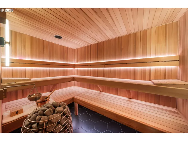 $799,900 | 6055 Southeast 28th Street, Gresham, OR 97080