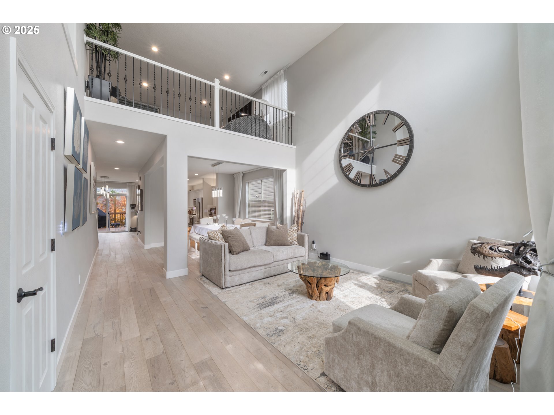 6055 Southeast 28th Street Gresham, OR 97080 - Photo 3 of 37