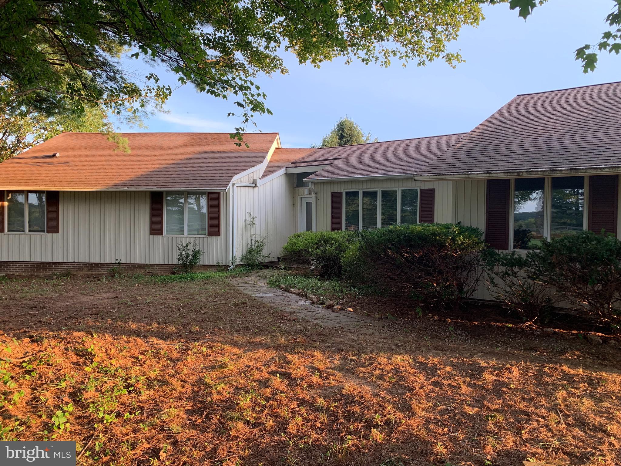 4330 Damascus Road Gaithersburg, MD 20882 - Photo 2 of 17 Gallery Image 2