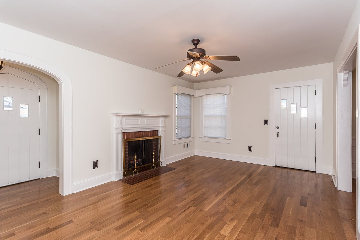 401 North Maple Street Graham, NC 27253 - Photo 8 of 25 Photo 8