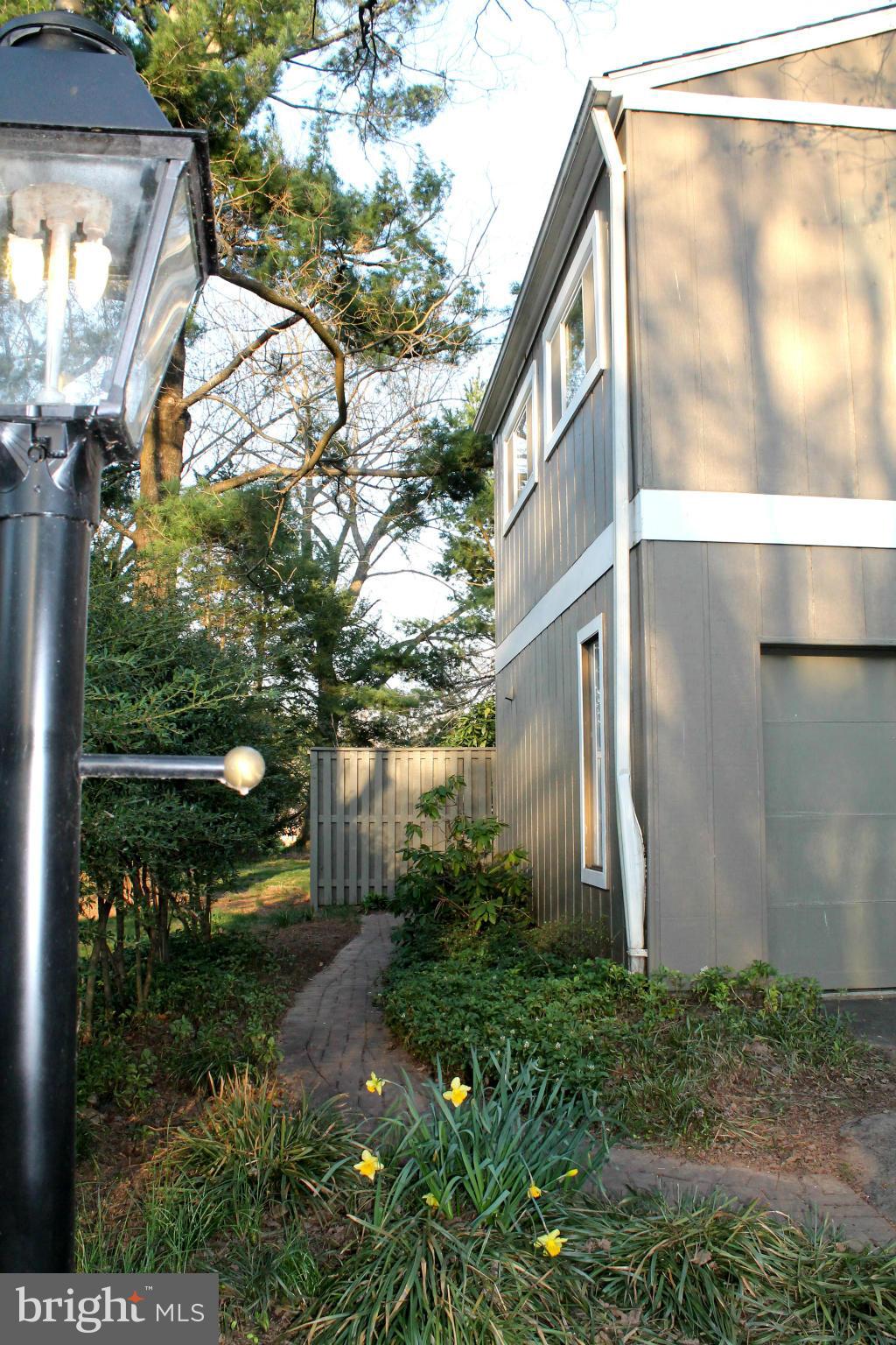 11312 Links Court Reston, VA 20190 - Photo 1 of 29 Exterior (Front)