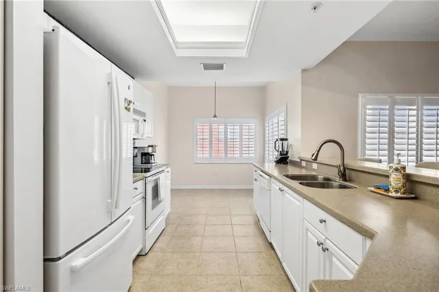 $5,500 | 14817 Laguna Drive, Unit 501, Fort Myers, FL 33908