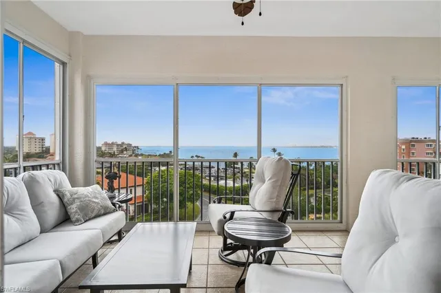 $5,500 | 14817 Laguna Drive, Unit 501, Fort Myers, FL 33908