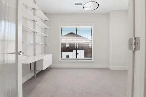 $575,000 | 4211 Rawlins Street, Unit 530, Dallas, TX 75219