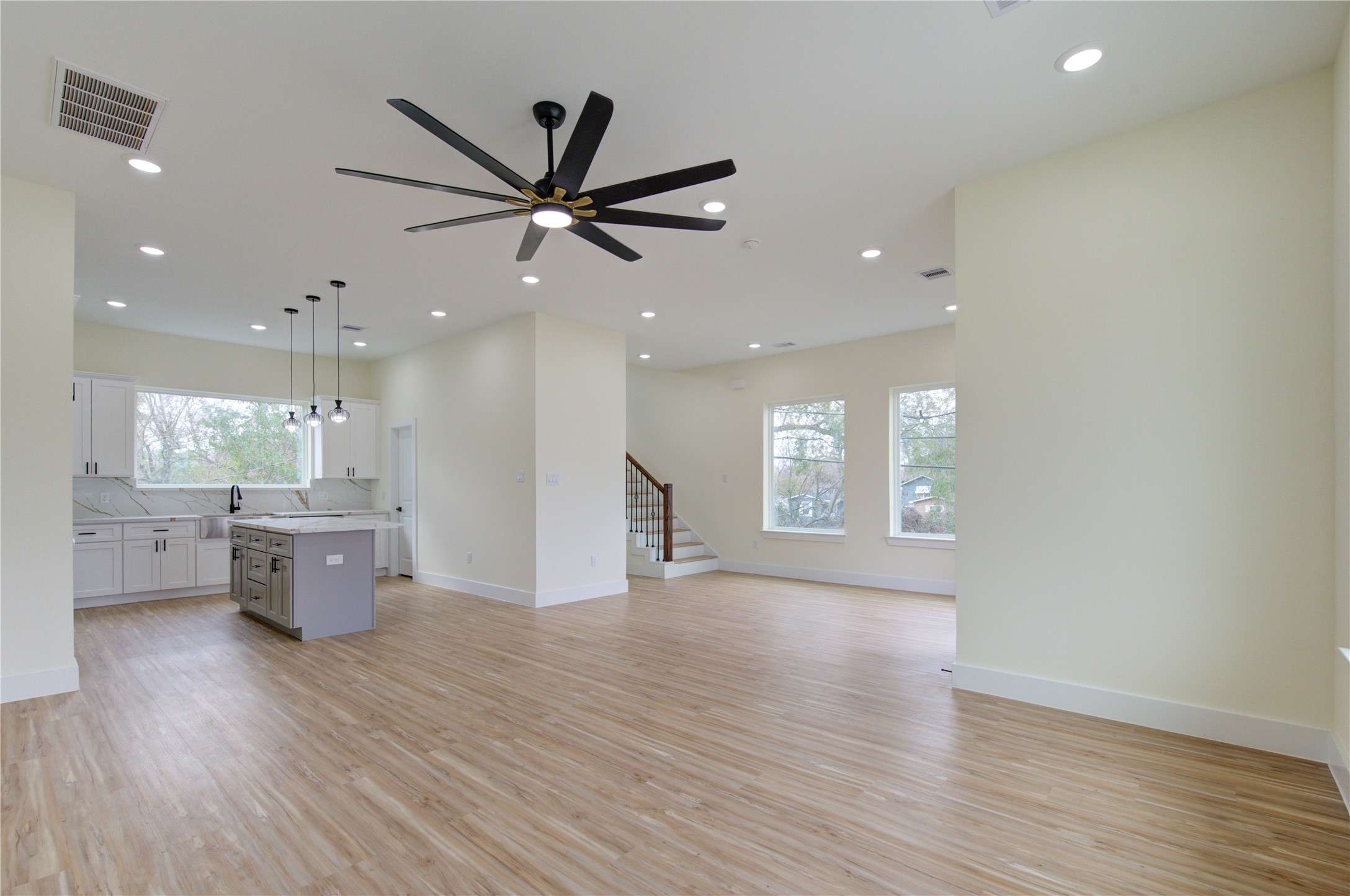 4308 Alice Street Houston, TX 77021 - Photo 16 of 25 a view of an empty room and window