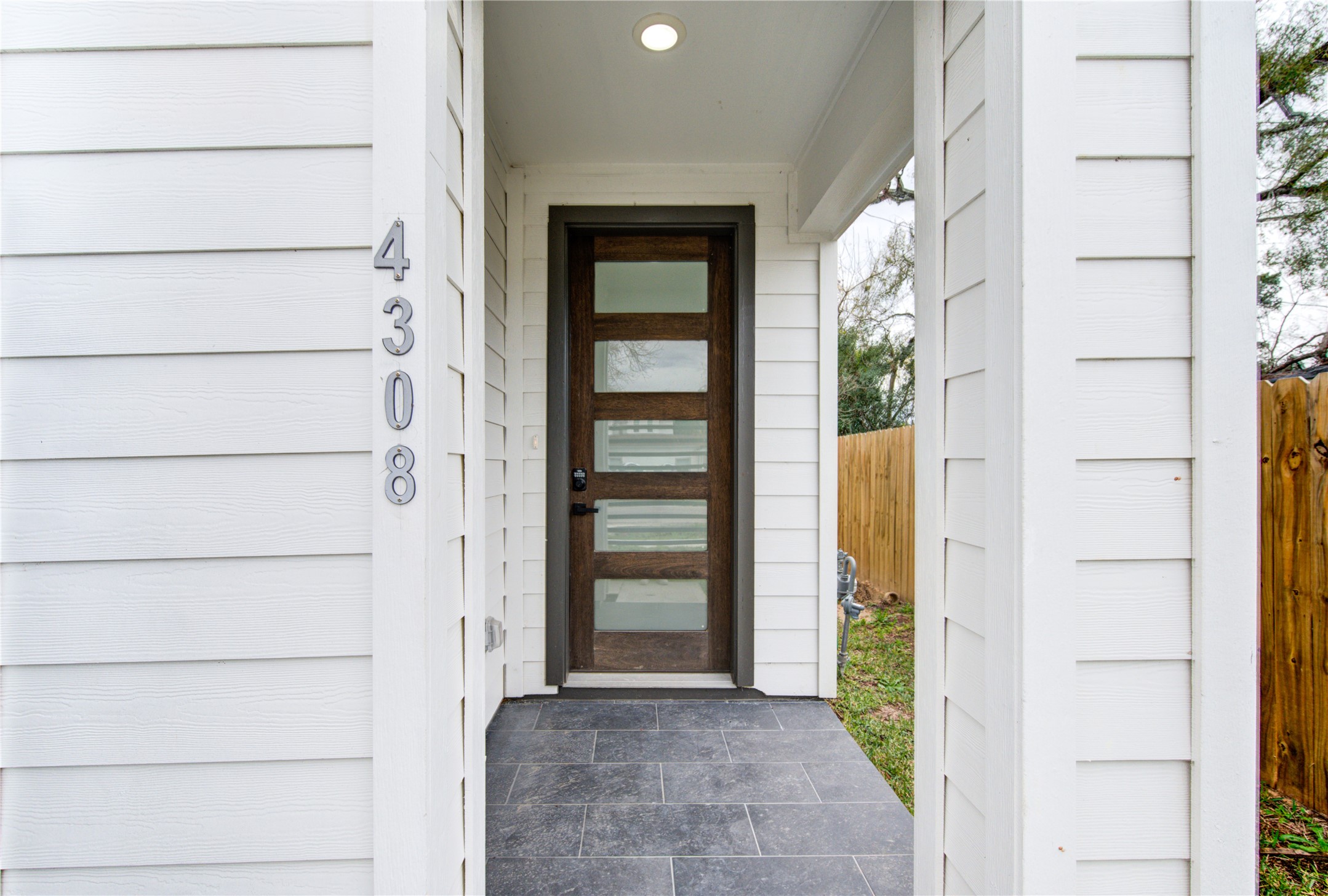 4308 Alice Street Houston, TX 77021 - Photo 3 of 25 a view of a small space