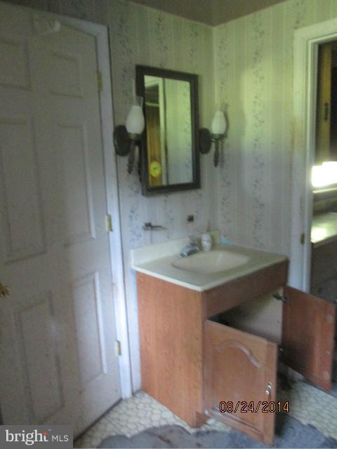1120 Poplar Grove Road Street, MD 21154 - Photo 12 of 13 Bath
