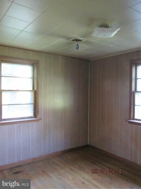 1120 Poplar Grove Road Street, MD 21154 - Photo 9 of 13 Bedroom