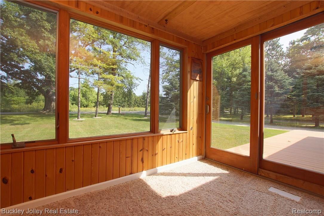11350 Dunham Road Hartland, MI 48353 - Photo 6 of 20 4 Seasons Room