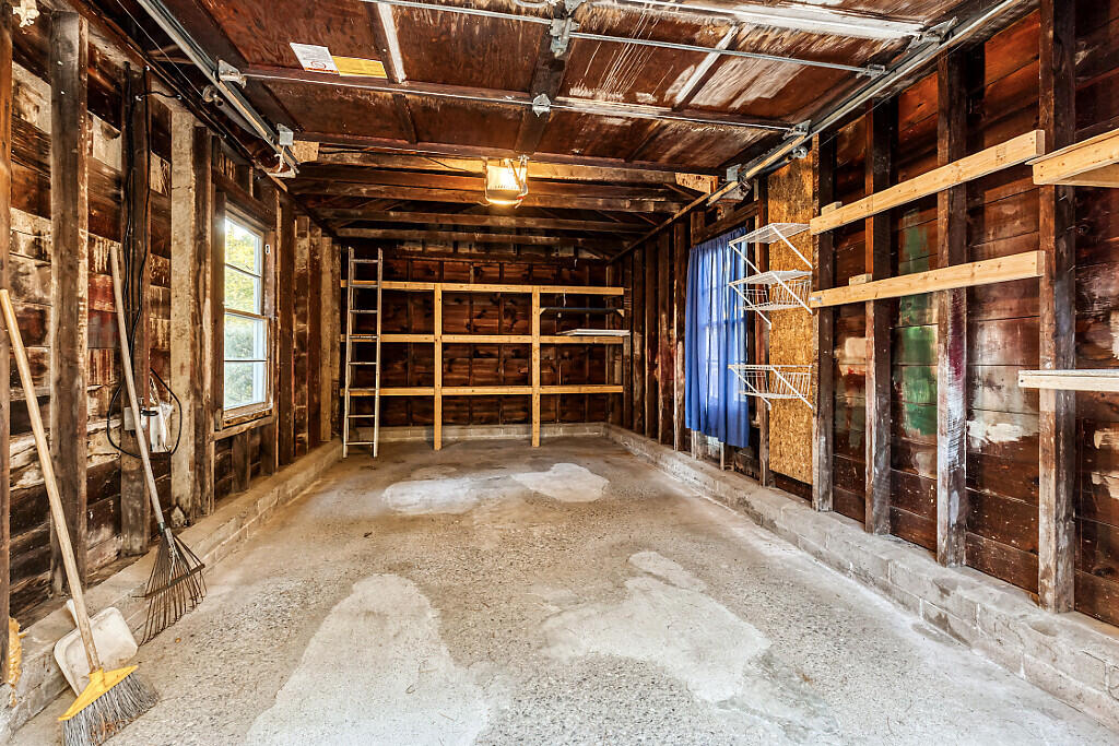 69 1st Rangeway Waterville, ME 04901 - Photo 23 of 24 Garage