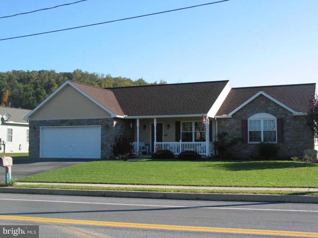 1318 Reading Road Denver, PA 17517 - Photo 1 of 15 Gallery Image 1