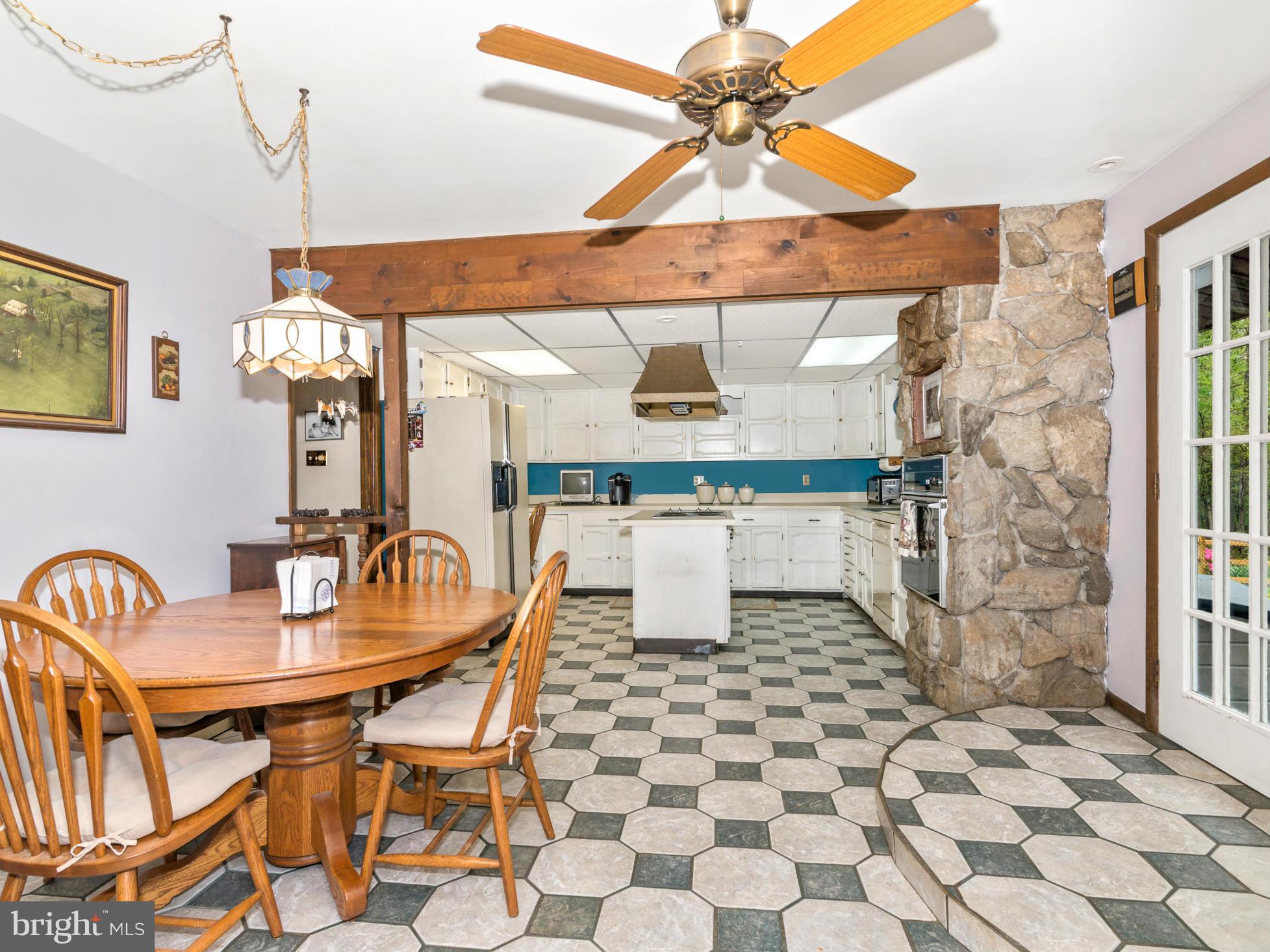 7012 Runkles Road Mount Airy, MD 21771 - Photo 12 of 30 Breakfast Area into Kitchen