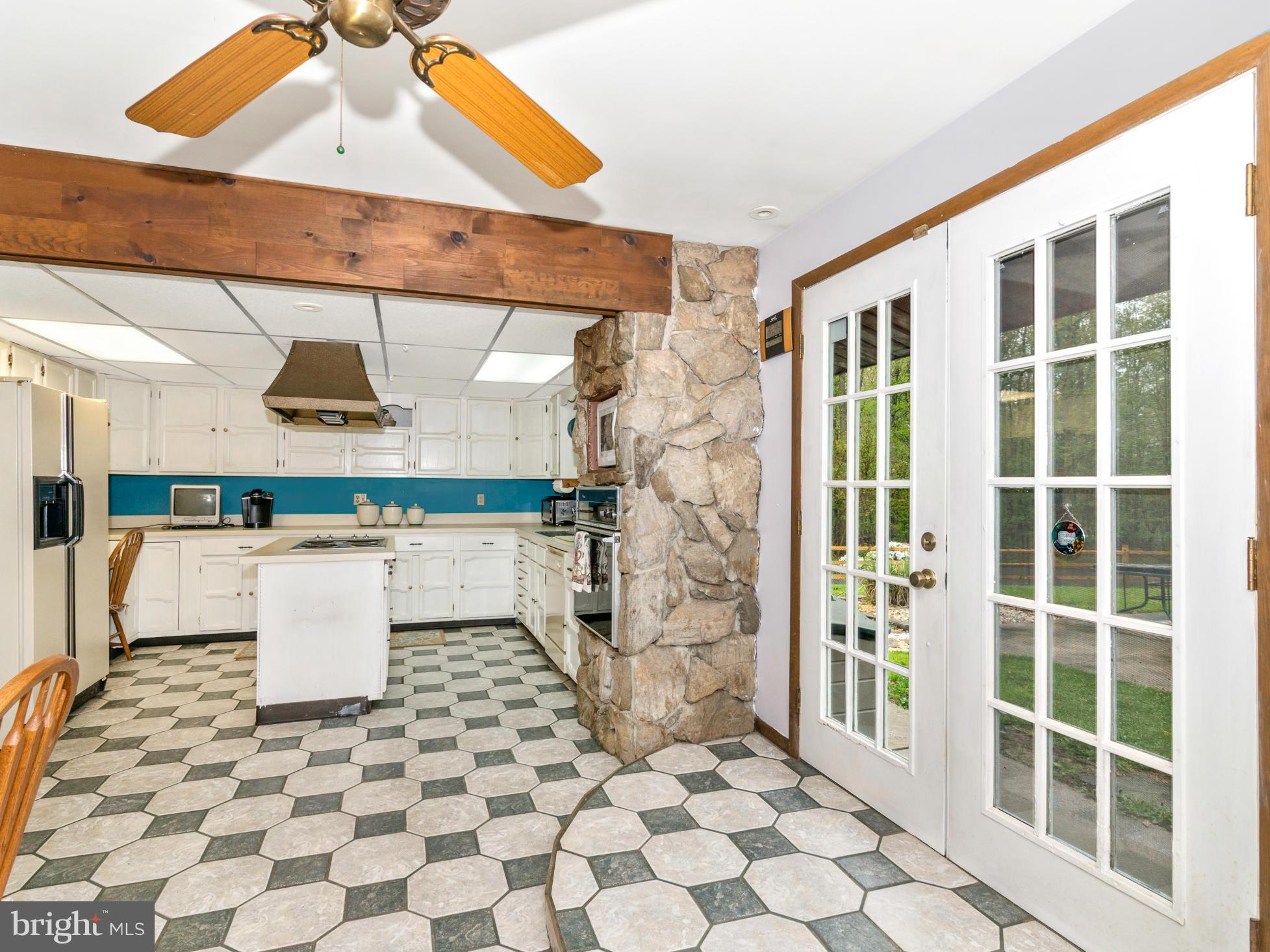 7012 Runkles Road Mount Airy, MD 21771 - Photo 13 of 30 Kitchen