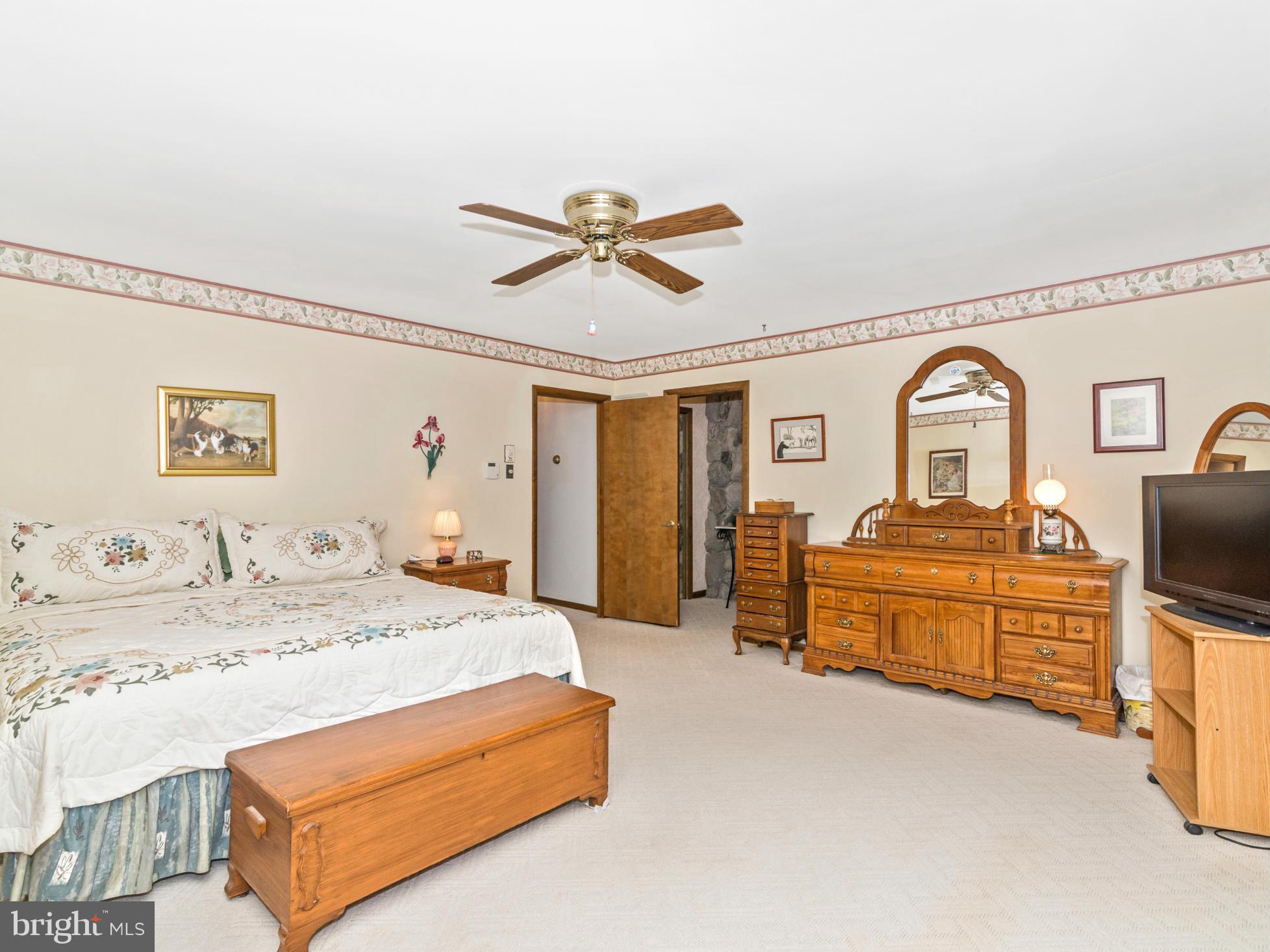 7012 Runkles Road Mount Airy, MD 21771 - Photo 17 of 30 Bedroom (Master)