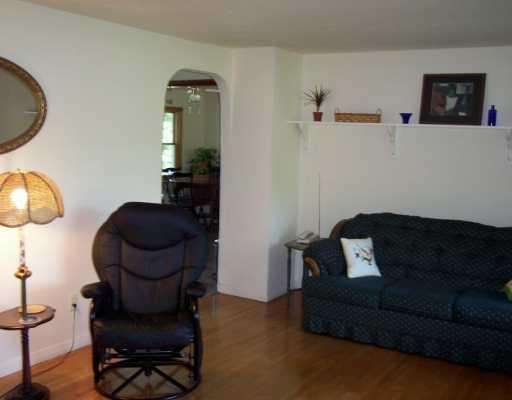309 Lewis Road Greensburg, PA 15601 - Photo 4 of 8 Gallery Image 4