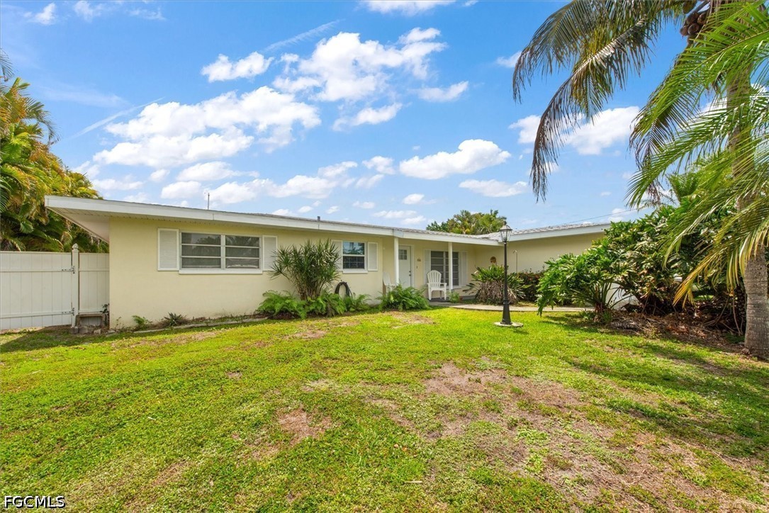 1728 Club House Road North Fort Myers, FL 33917 - Photo 12 of 44