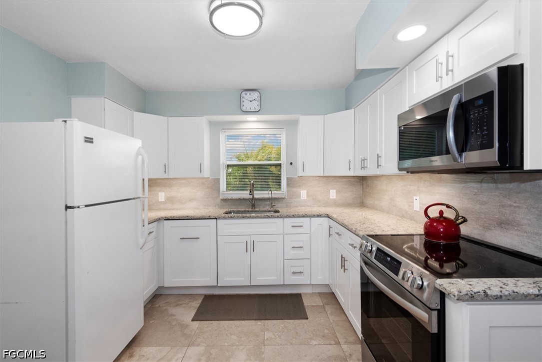1728 Club House Road North Fort Myers, FL 33917 - Photo 15 of 44