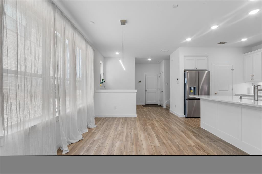 523 Cobblestone Lane Irving, TX 75039 - Photo 8 of 18