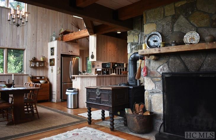 73 Old Cove Road Highlands, NC 28741 - Photo 9 of 24 Gallery Image 9