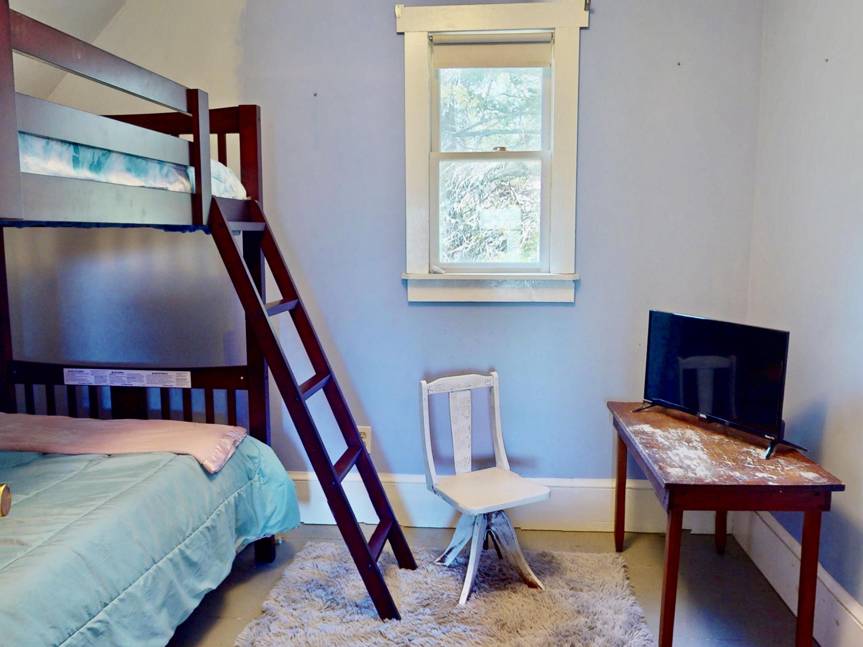210 Old Harbor Road Vinalhaven, ME 04863 - Photo 16 of 24 210-Old-Harbor-Rd-05142025_134300