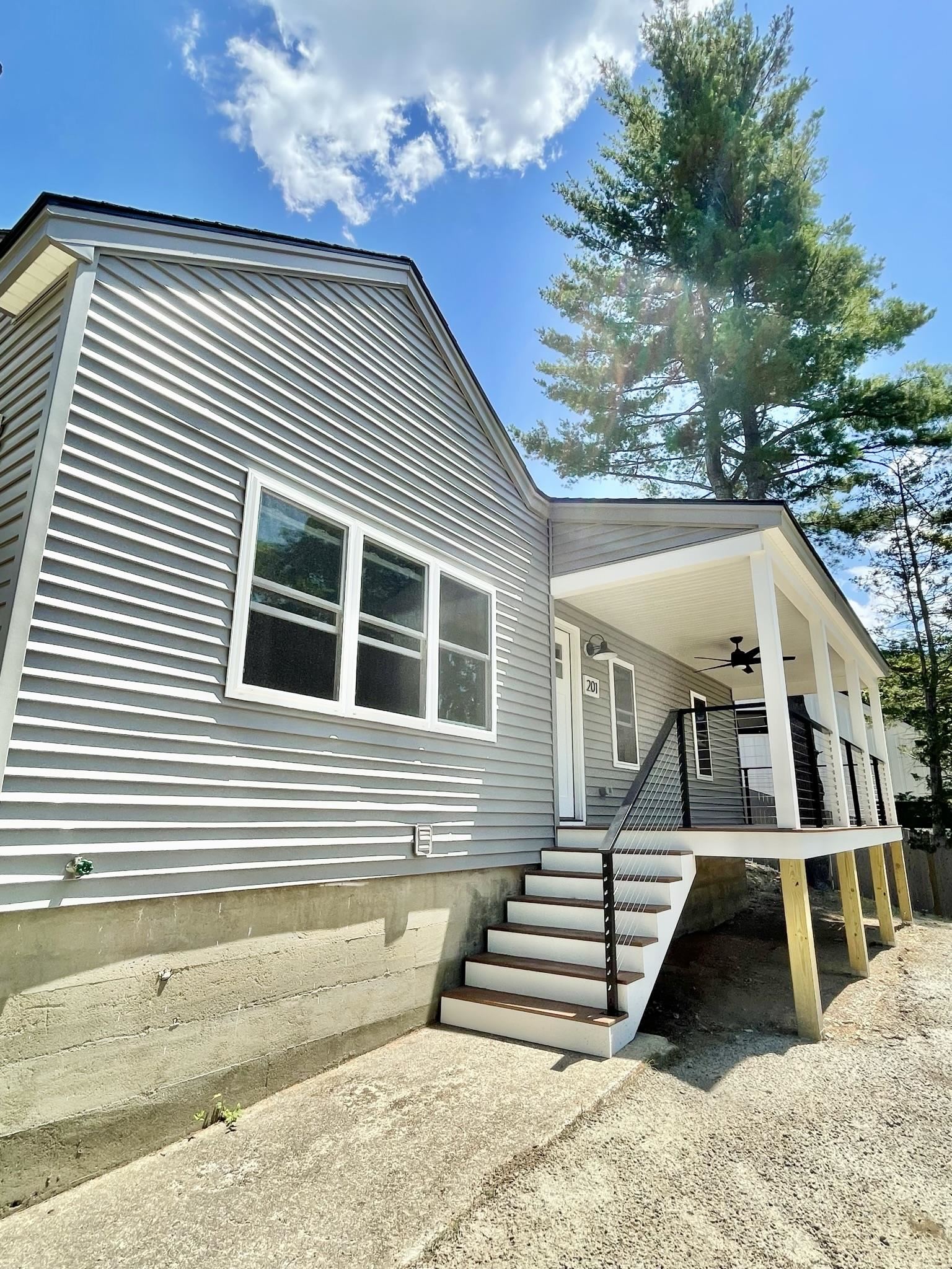 201 Thaxter Road Portsmouth, NH 03801 - Photo 16 of 20 Gallery Image 16