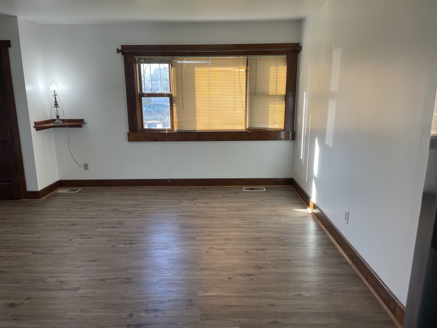 1905 Inner Cir Drive Crest Hill, IL 60403 - Photo 3 of 7