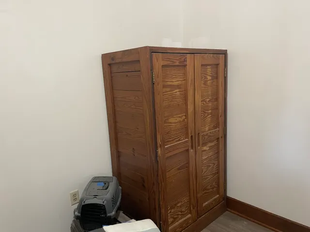 $249,900 | 1905 Inner Cir Drive, Crest Hill, IL 60403