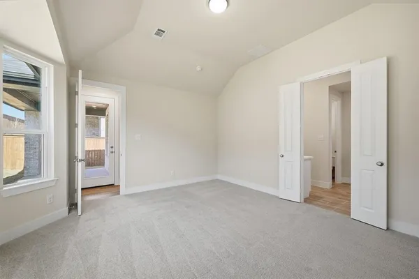 $419,900 | 5048 Westhaven Circle, Denison, TX 75020