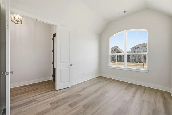 $419,900 | 5048 Westhaven Circle, Denison, TX 75020