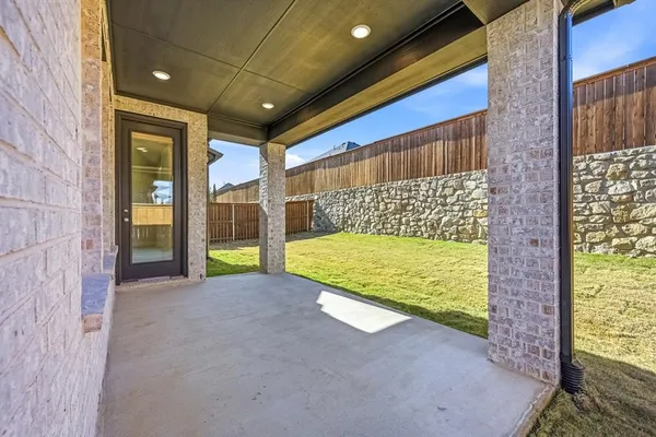$419,900 | 5048 Westhaven Circle, Denison, TX 75020