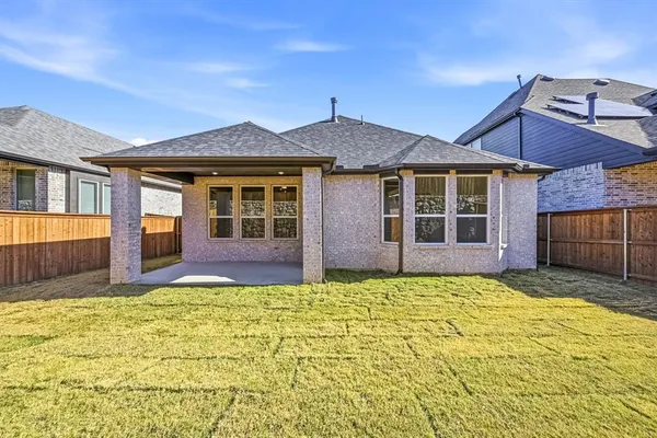 $419,900 | 5048 Westhaven Circle, Denison, TX 75020